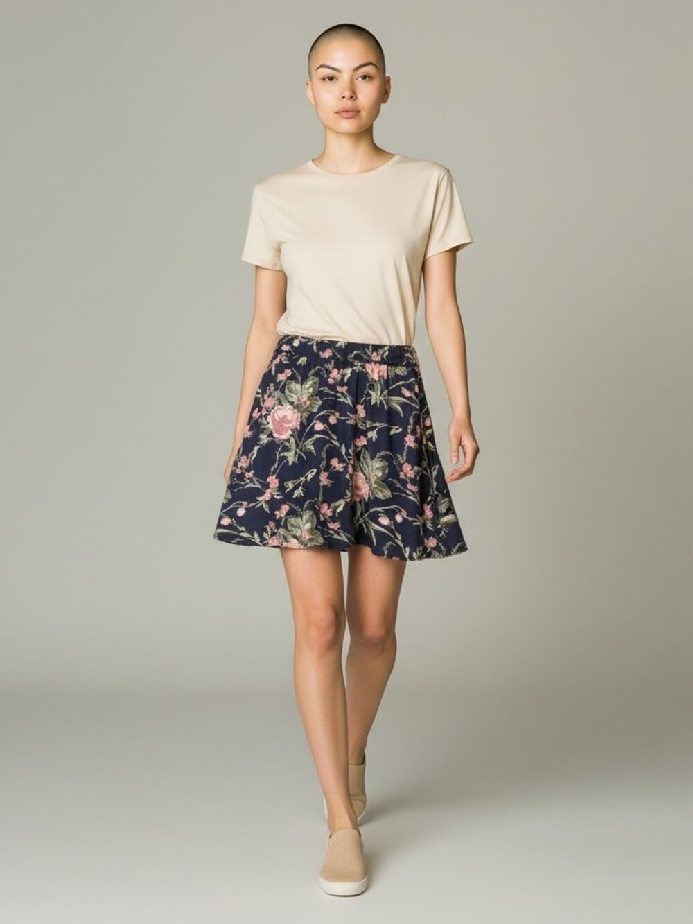 Vero Moda VM Simply Easy Skater Navy Floral Circle Skirt with Pink Blooms XL